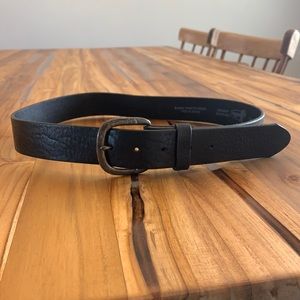 Justin Belt. Top Grain Leather. 34”. Brass buckle